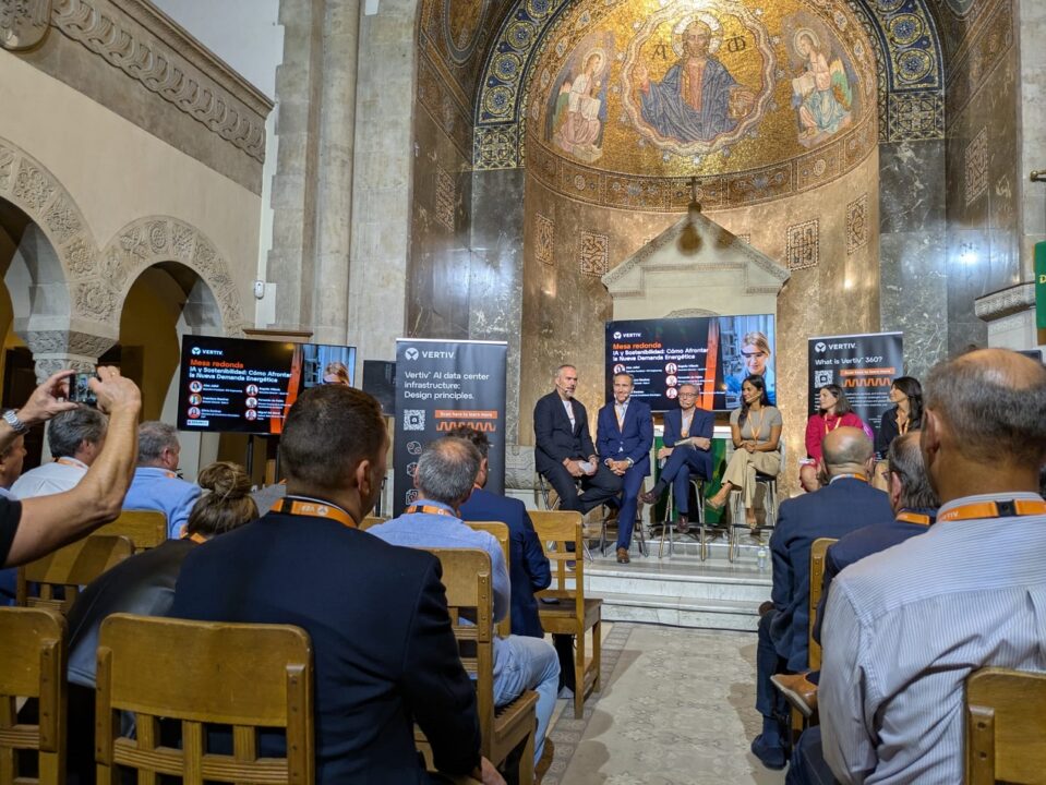 Vertiv y SpainDC organizan una jornada centrada en IA