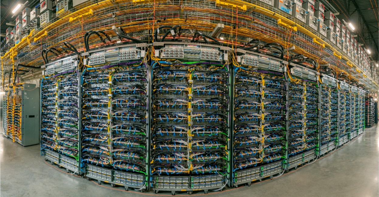 Google Cloud lanza las TPU Ironwood y las máquinas virtuales Axion para la nueva era de la inferencia