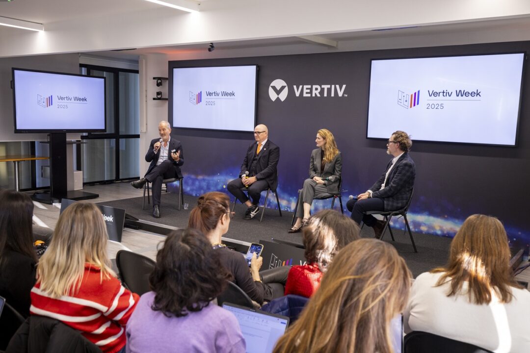 Vertiv impulsa la era de la infraestructura de IA con soluciones de refrigeración líquida, alianzas estratégicas y expansión de servicios