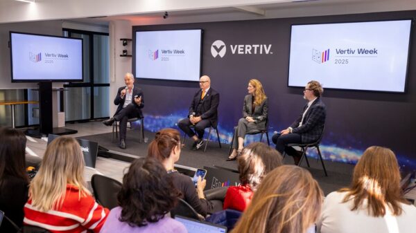 Vertiv impulsa la era de la infraestructura de IA con soluciones de refrigeración líquida, alianzas estratégicas y expansión de servicios