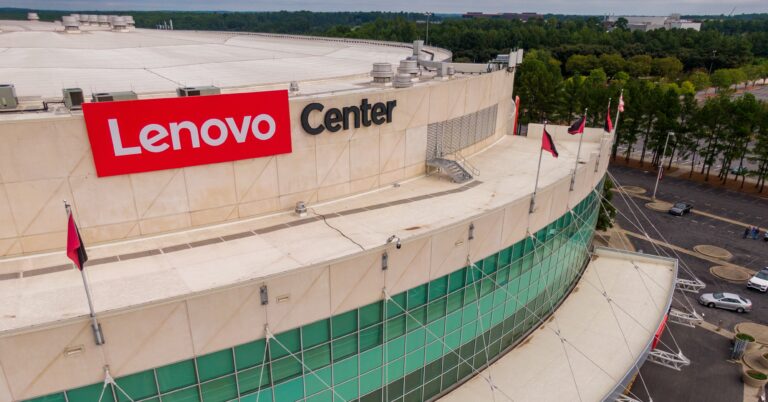 Lenovo alcanza ingresos récord y refuerza su negocio de IA