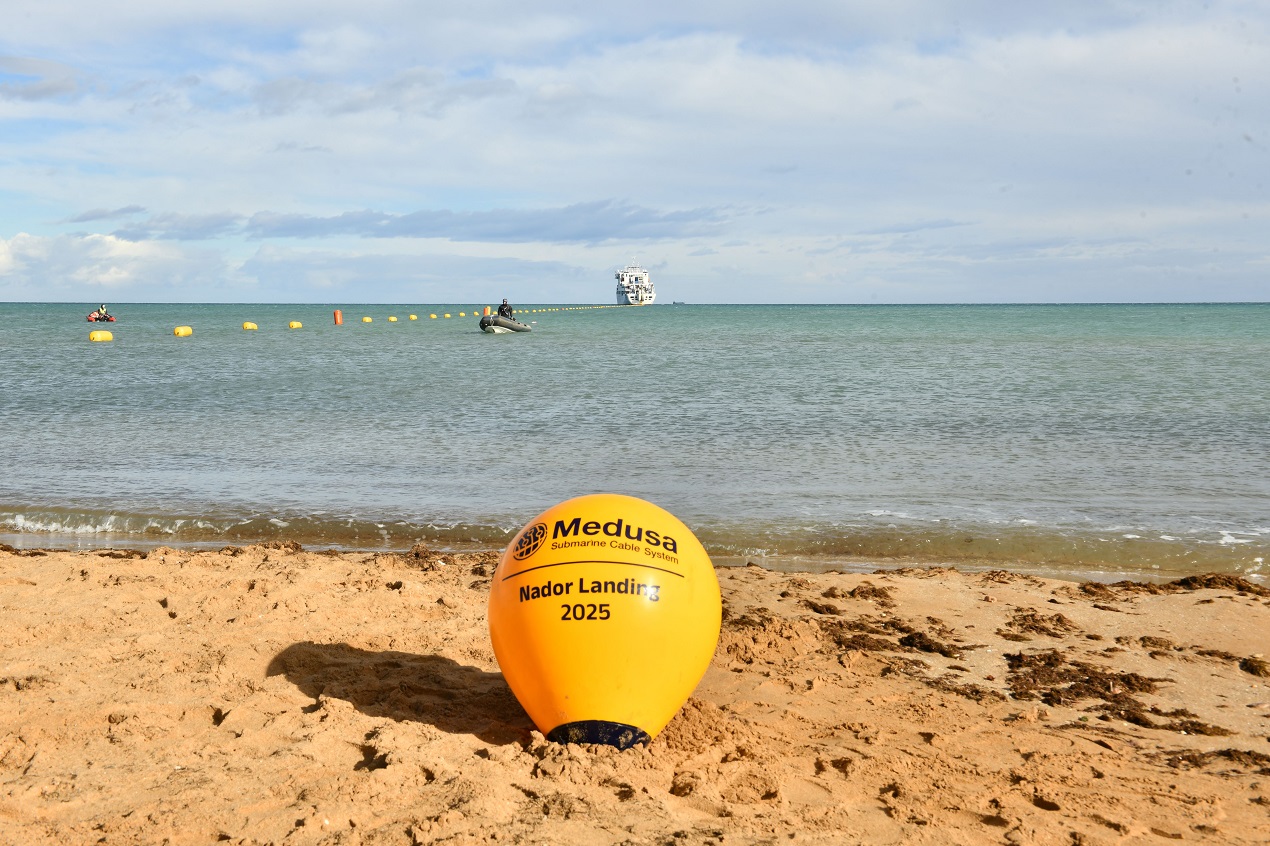 El cable submarino Medusa aterriza en Nador, Marruecos