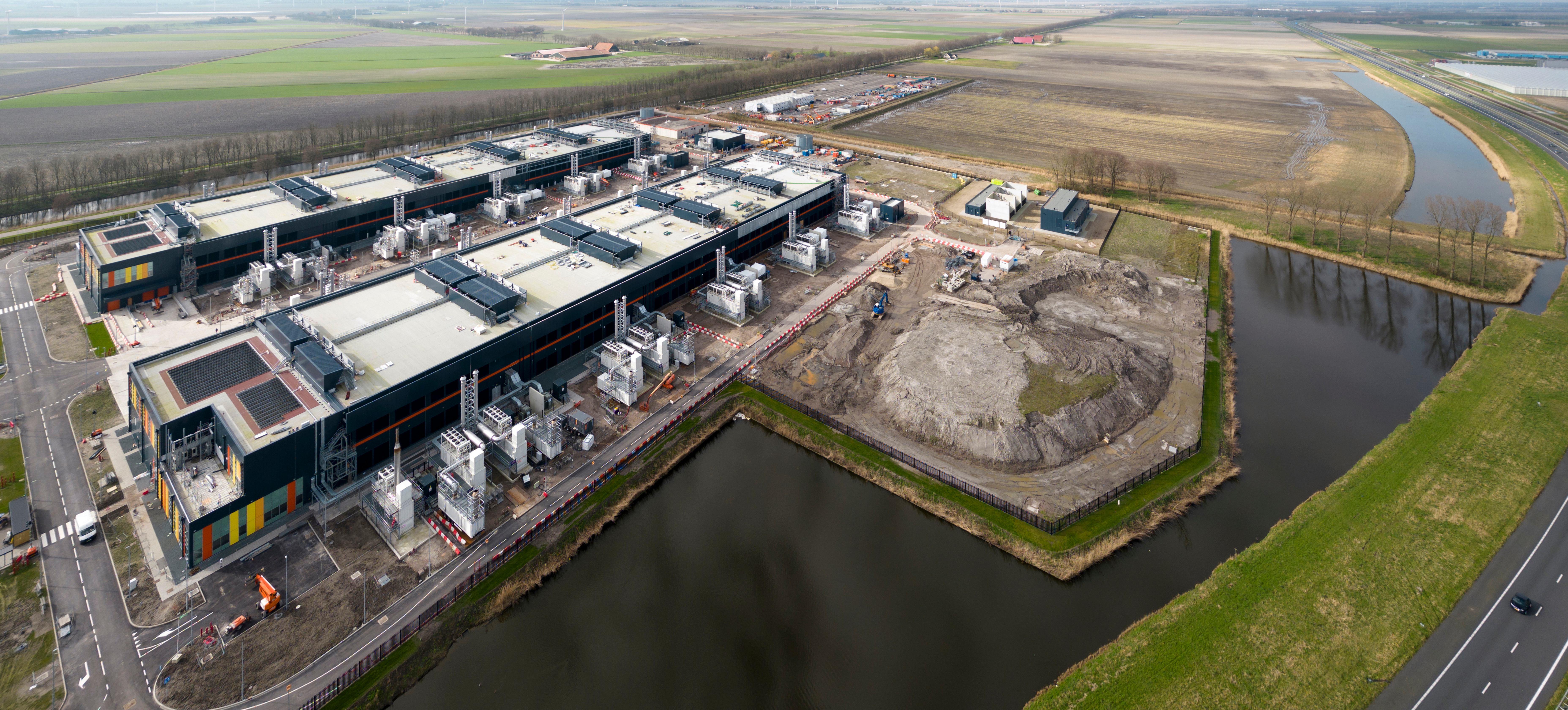 Centros de datos 2026: la capacidad prometida ya duplica a la que realmente se construye