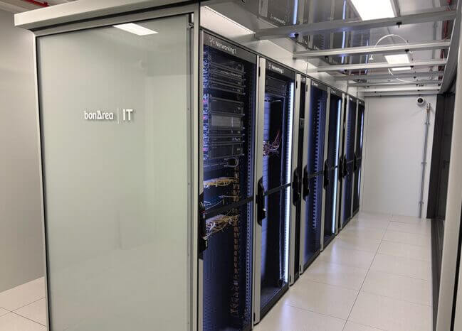 Imagen del interior del centro de datos de bonÀrea ubicado en Guissona, Lleida