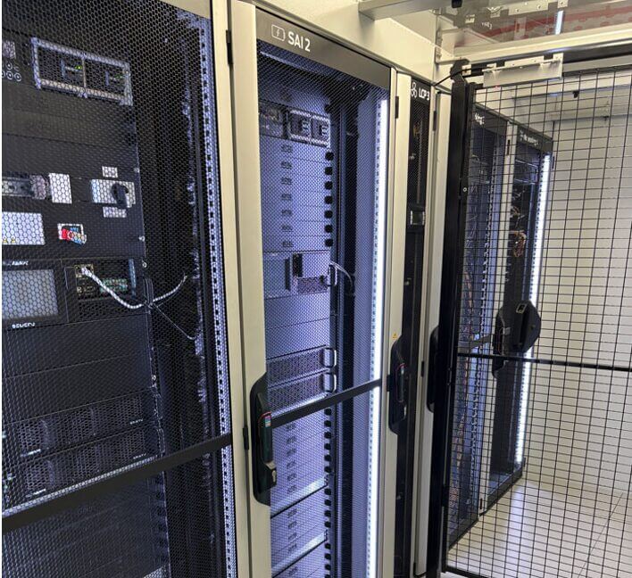 Sala técnica y cabinas del  nuevo data center de bonÀrea.