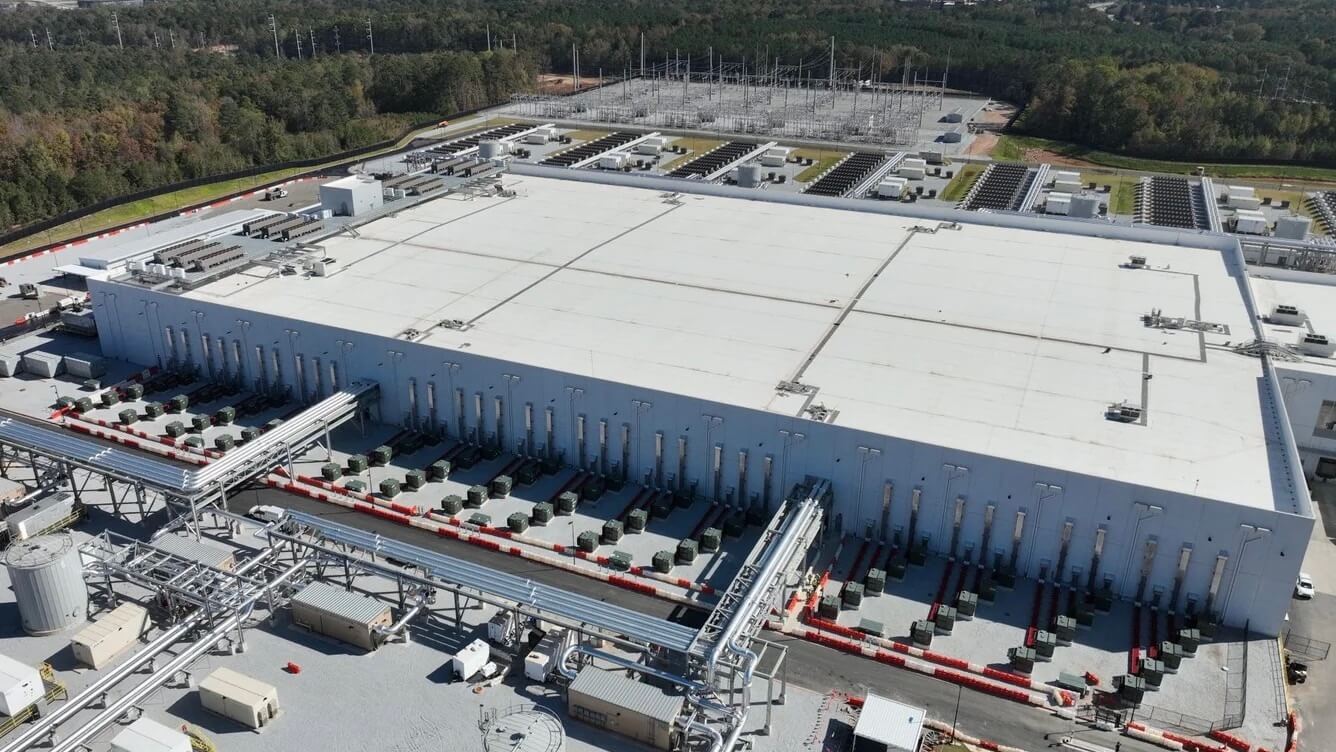 La fiebre de la IA pone precio a la infraestructura: Moody’s anticipa hasta 700.000 millones de dólares en centros de datos