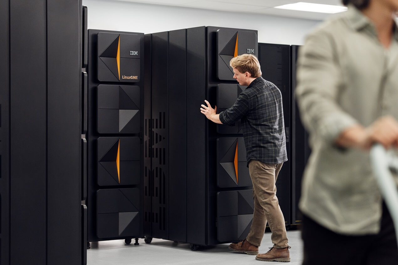 IBM amplía las gamas z17 y LinuxONE 5 con nuevos sistemas compactos