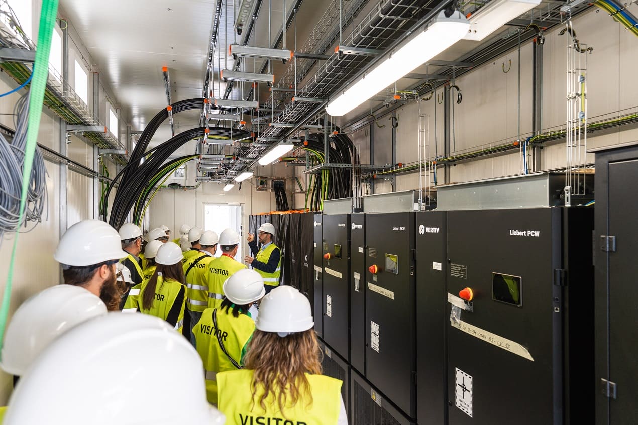 Imagen de la visita a la fábrica de Vertiv ubicada en Rugvica, Croacia