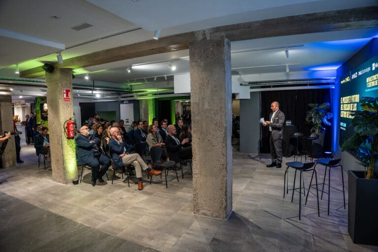 El sector de los centros de datos demanda acelerar la capacidad de ejecución y evitar los frenos regulatorios